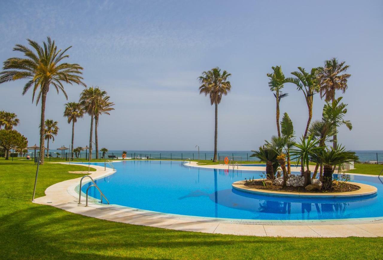 1Br Beachfront Complex - Mi Capricho Sitio de Calahonda Bagian luar foto